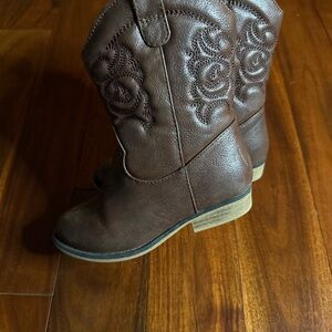 Brown Western Style Boots